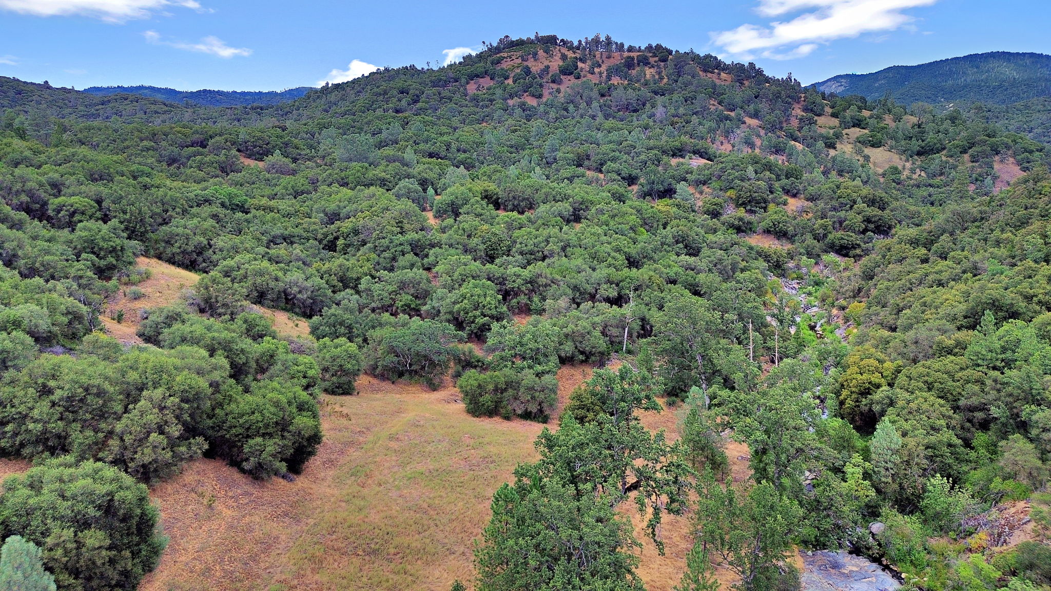 Aerial panorama of the Sierra foothills